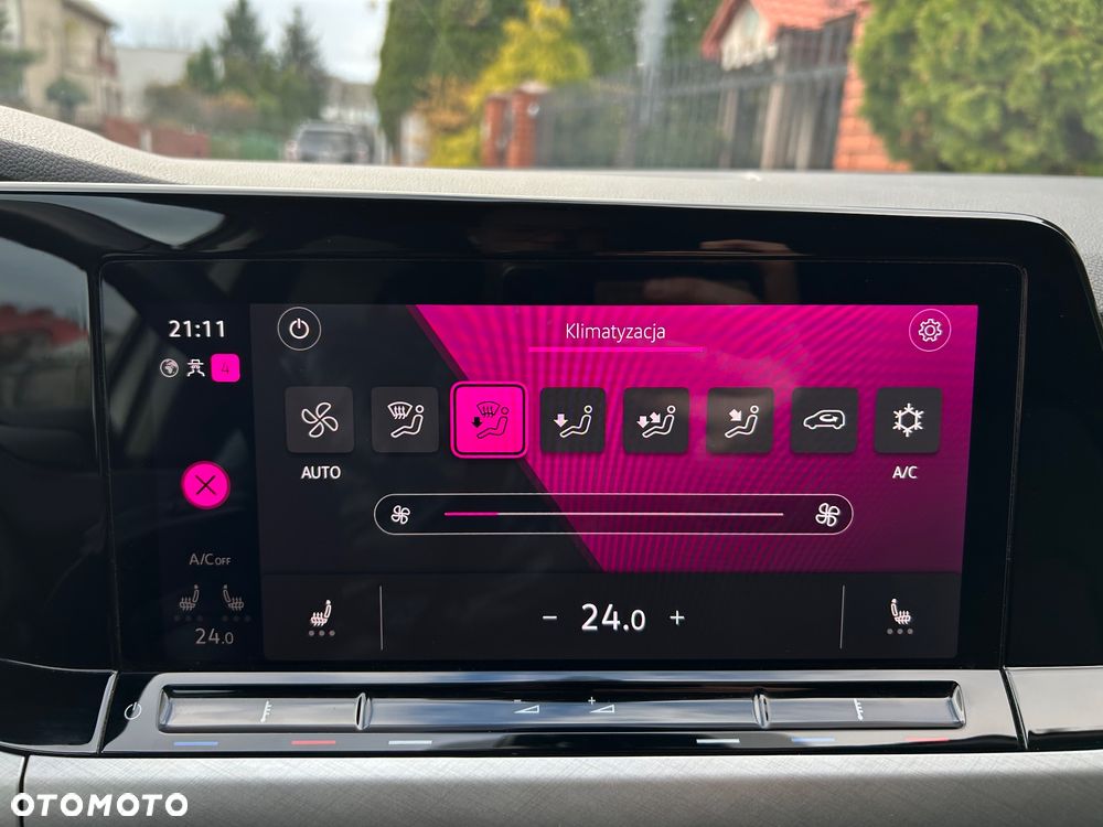 Volkswagen Golf 1.5 TSI EVO Life - 26