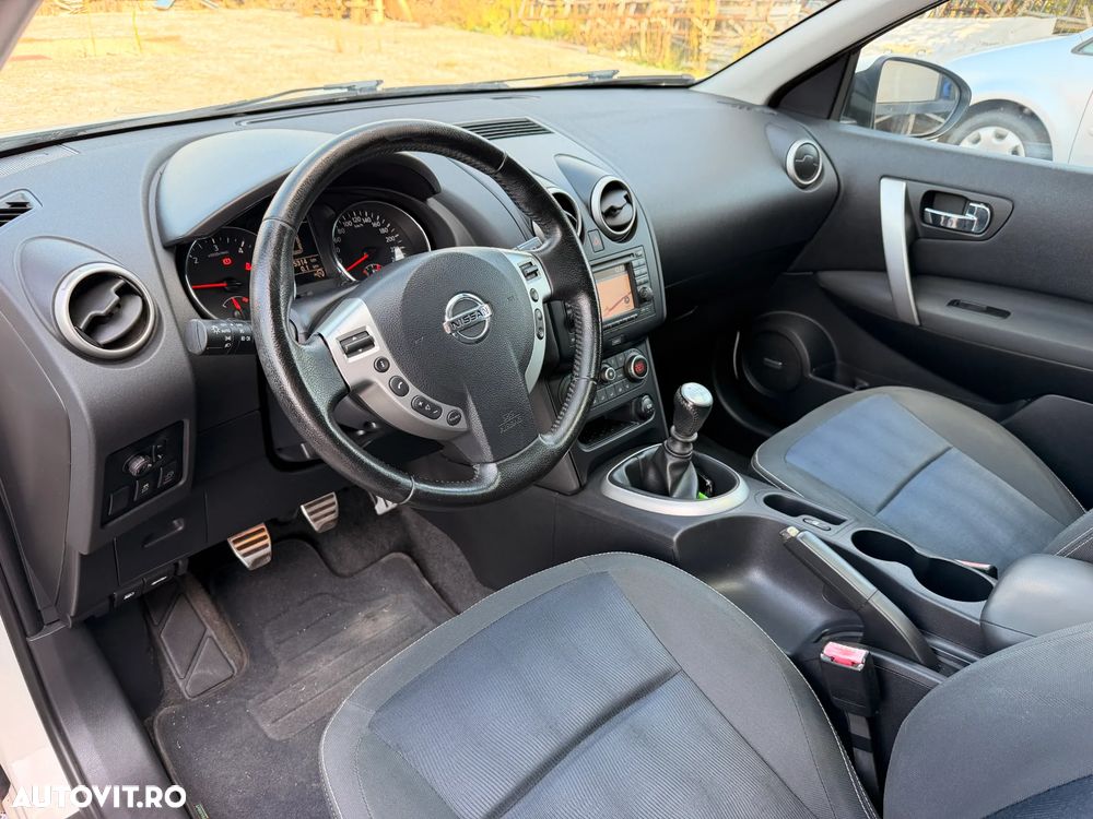 Nissan Qashqai 1.6 DCI N-Connecta - 11