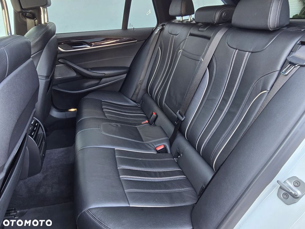 BMW Seria 5 520d xDrive M Sport sport - 8