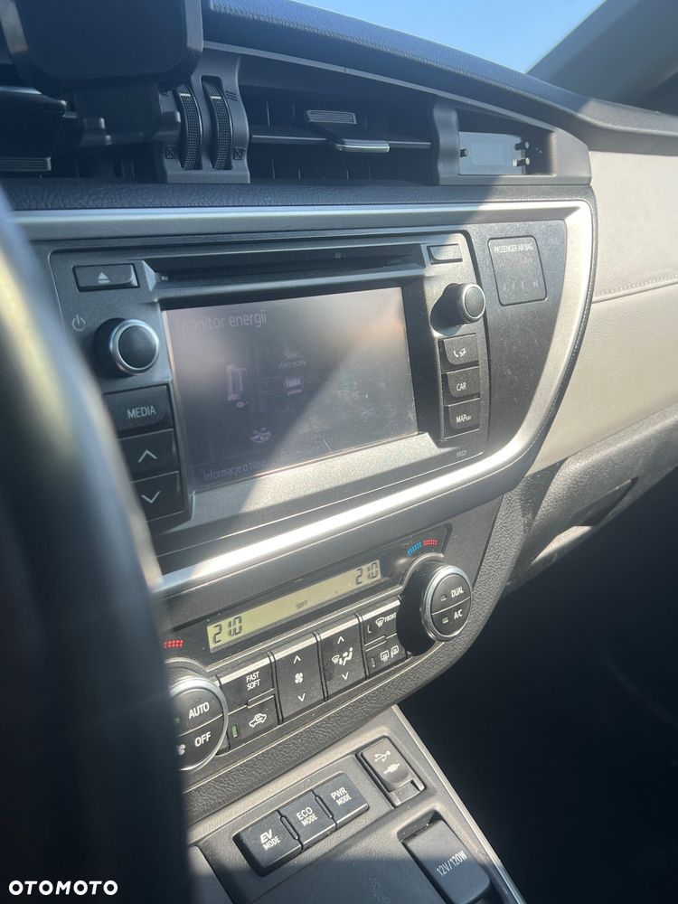 Toyota Auris - 14