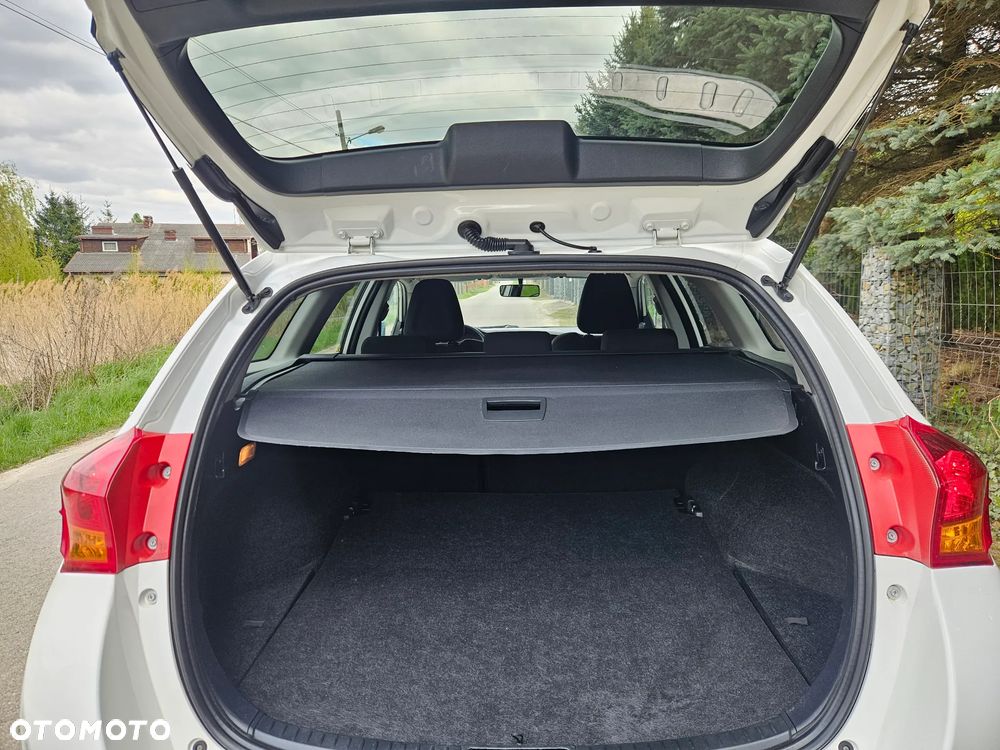 Toyota Auris 1.6 Valvematic Life - 36