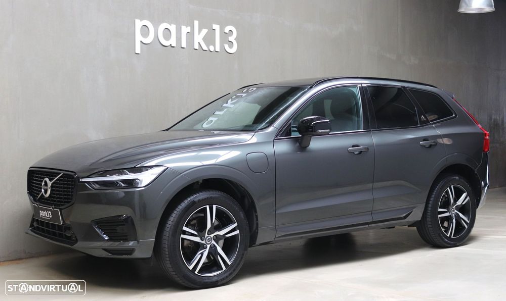 Volvo XC 60 2.0 T6 PHEV R-Design AWD - 44