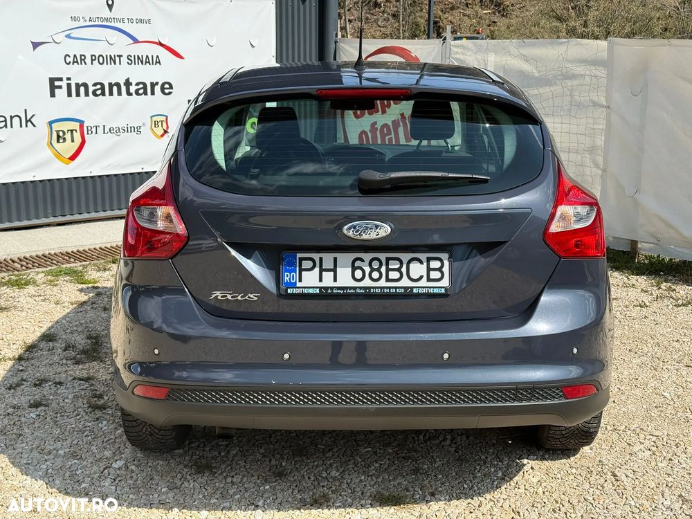 Ford Focus 1.6 TDCI DPF Titanium - 9