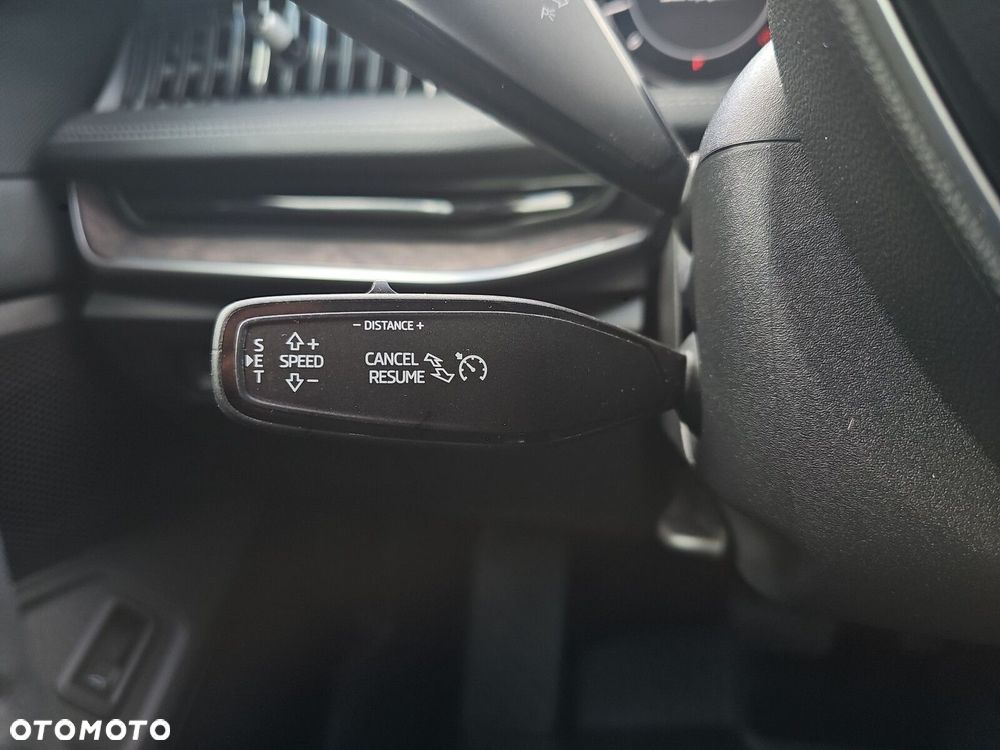 Skoda Superb 2.0 TSI 4x4 L&K DSG - 23