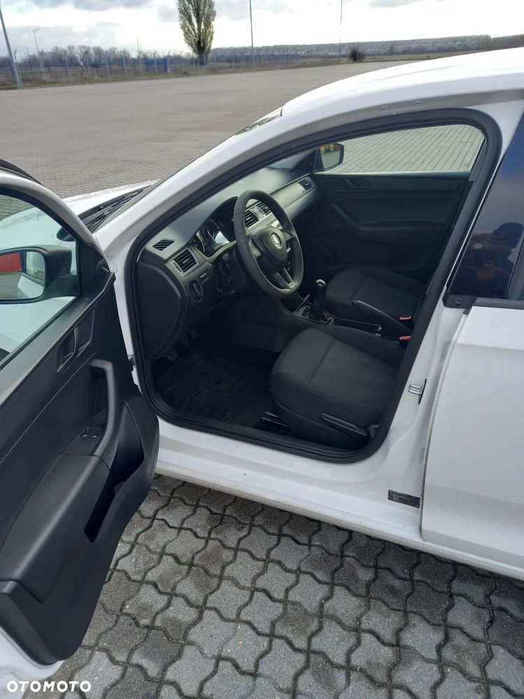 Skoda RAPID 1.4 TDI DPF Active - 9