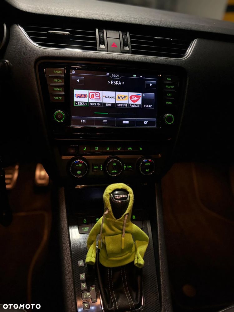 Skoda Octavia 2.0 TDI RS DSG - 9