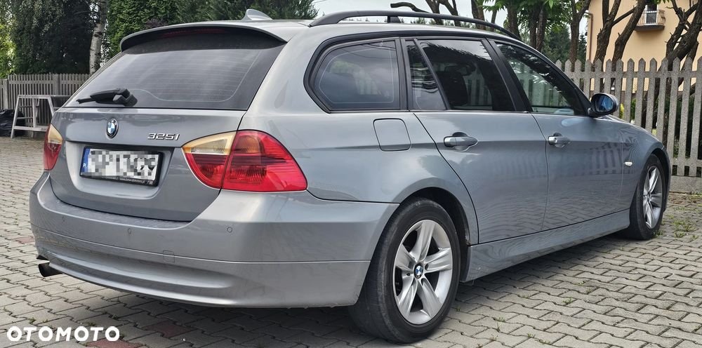 BMW Seria 3 320d - 4