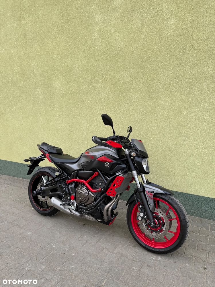Yamaha MT - 1