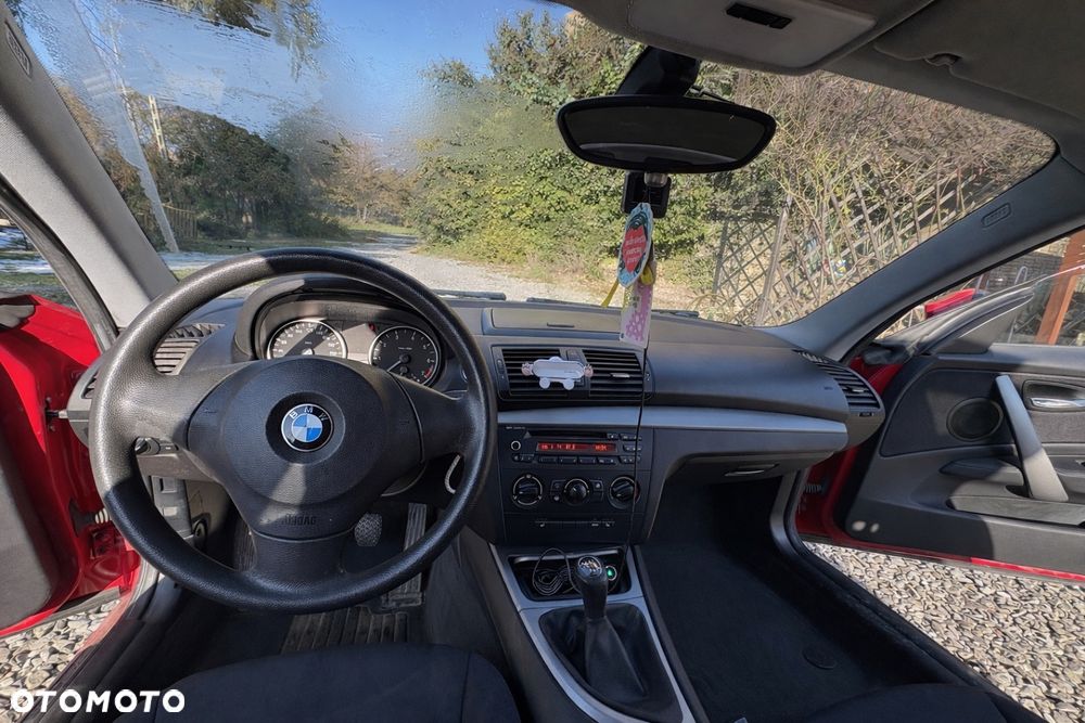 BMW Seria 1 116i - 3