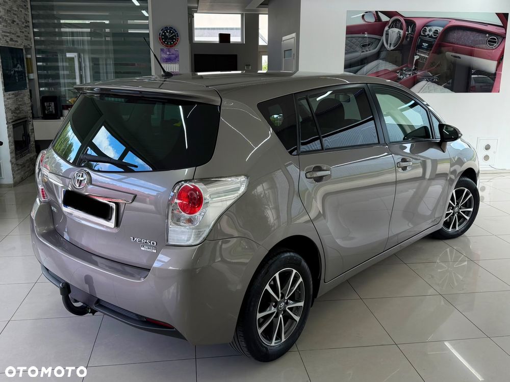 Toyota Verso 1.6 D-4D Prestige - 40