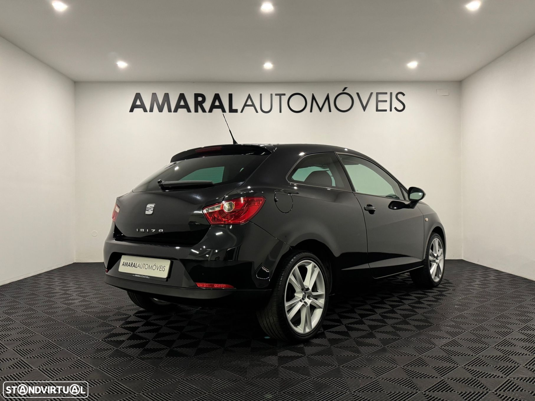 SEAT Ibiza SC 1.2 TDi Sport DPF - 4