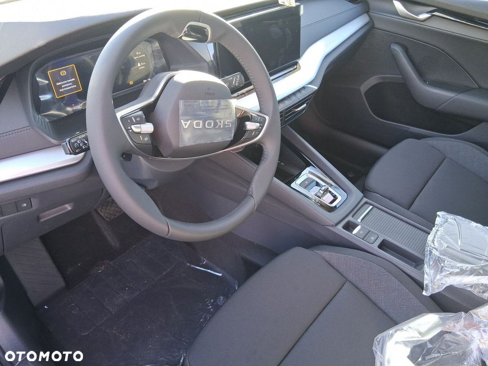 Skoda Octavia 1.5 TSI mHEV Drive Essence DSG - 5