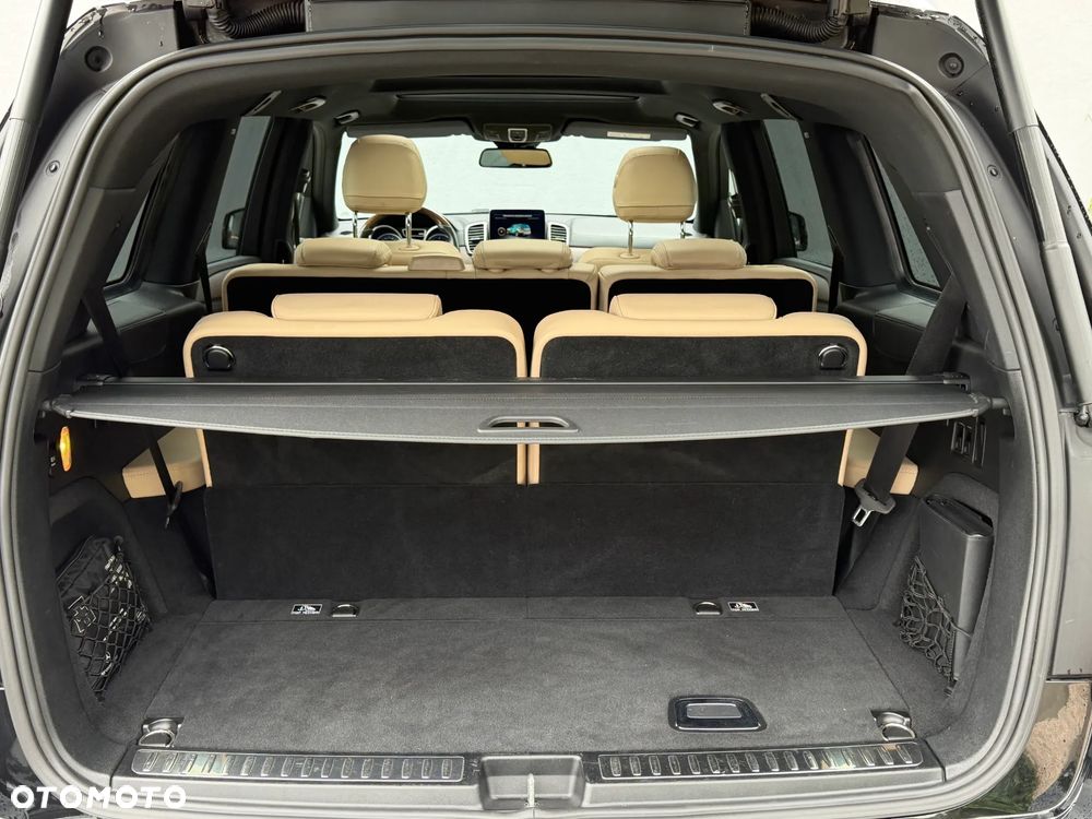 Mercedes-Benz GLS 350 d 4-Matic - 8