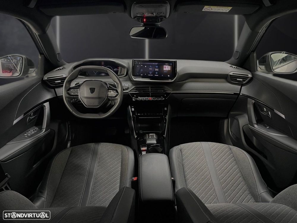 Peugeot 2008 1.2 PureTech Allure EAT8 - 10