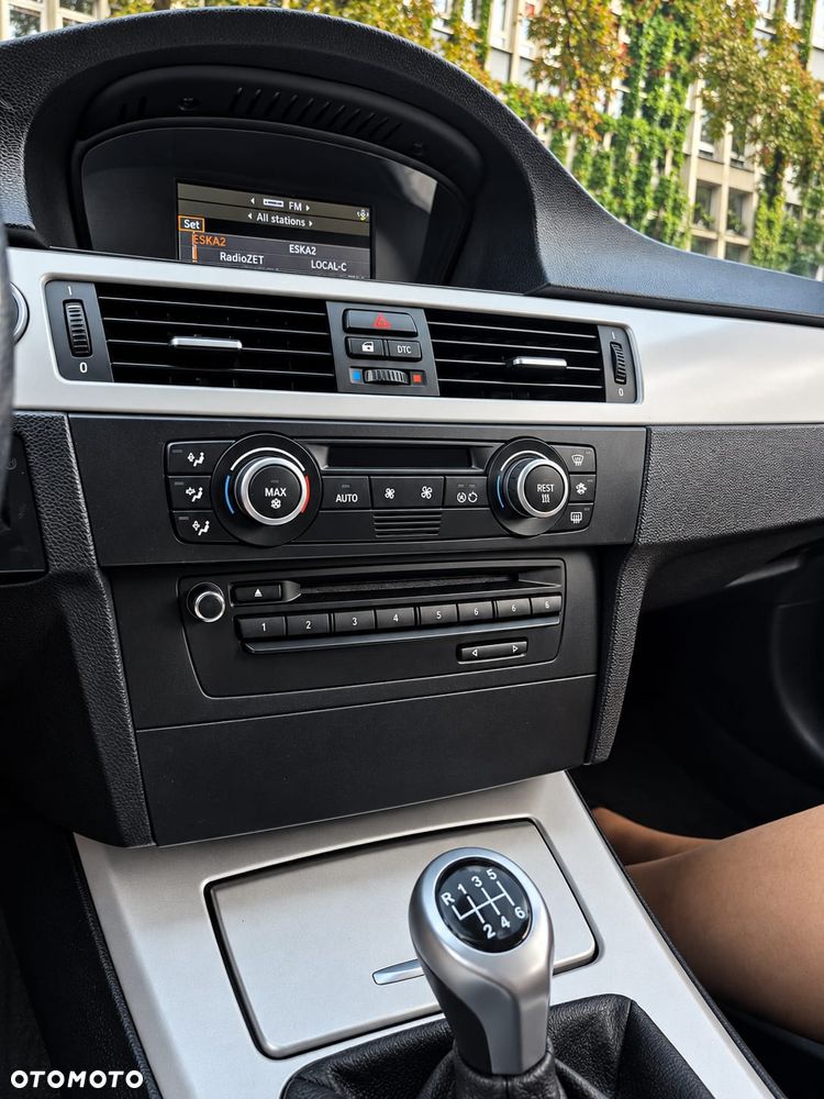 BMW Seria 3 330d - 15