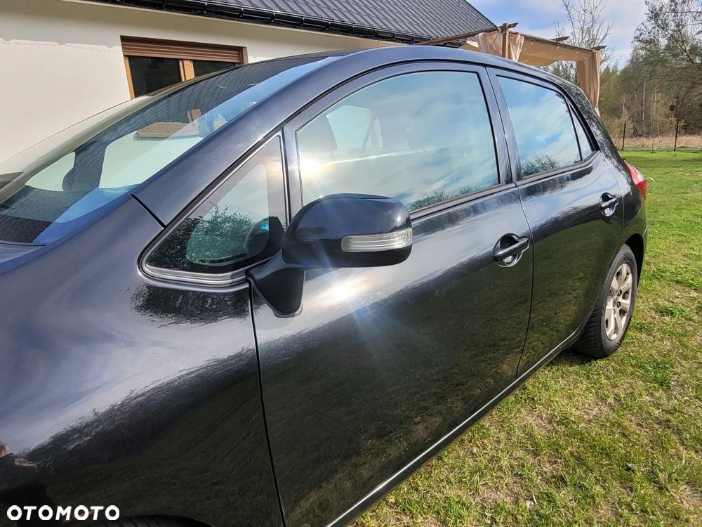 Toyota Auris 1.4 D-4D - 8