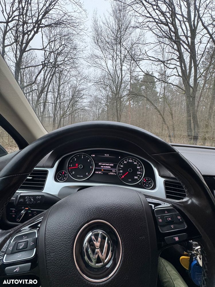 Volkswagen Touareg - 9
