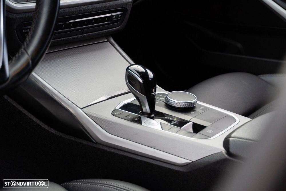 BMW 320 e Line Sport Auto - 40