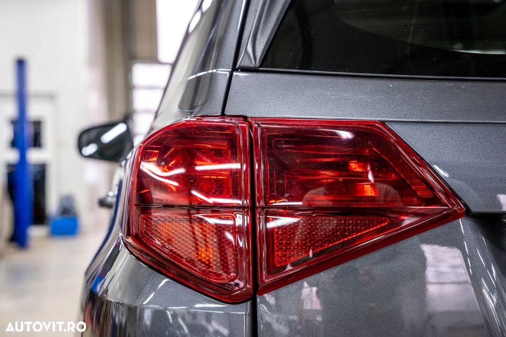 Suzuki Vitara 1.5 AllGrip HEV Luxus - 8