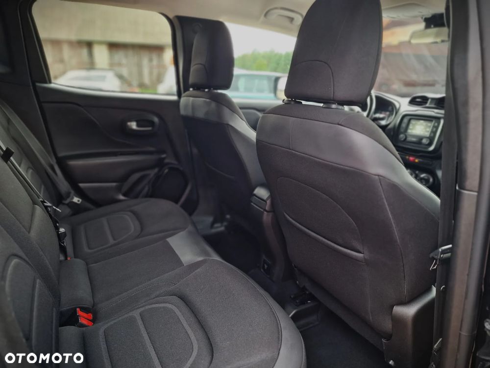 Jeep Renegade - 31