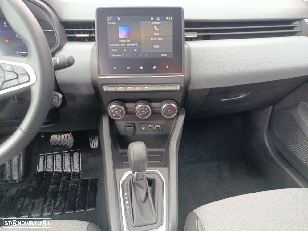 Renault Clio 1.0 TCe Intens CVT — fotografia 11