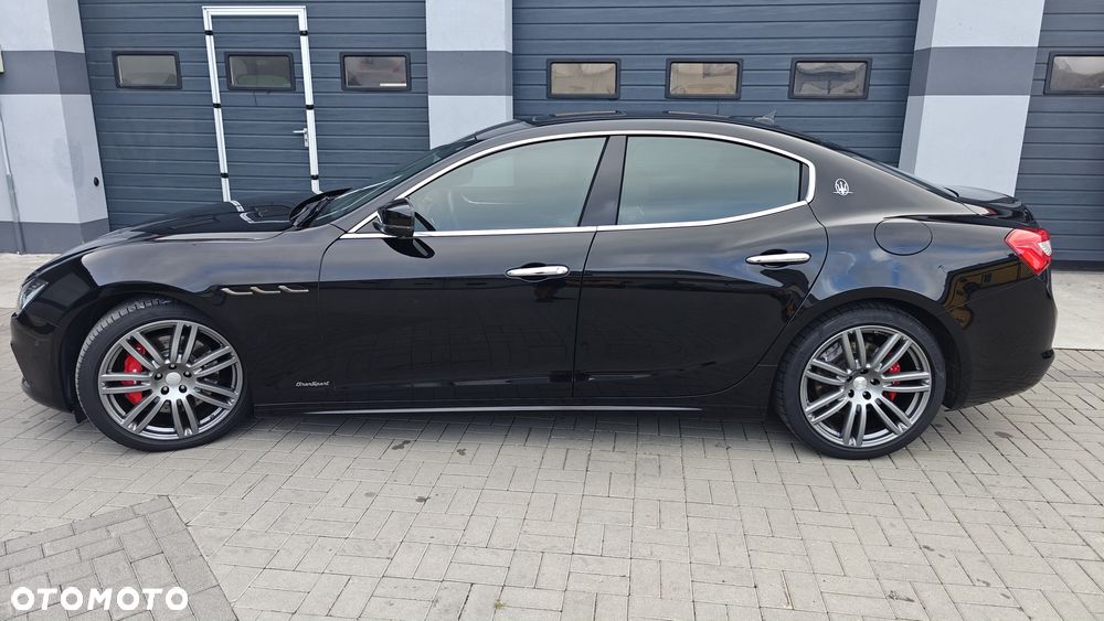 Maserati Ghibli - 2