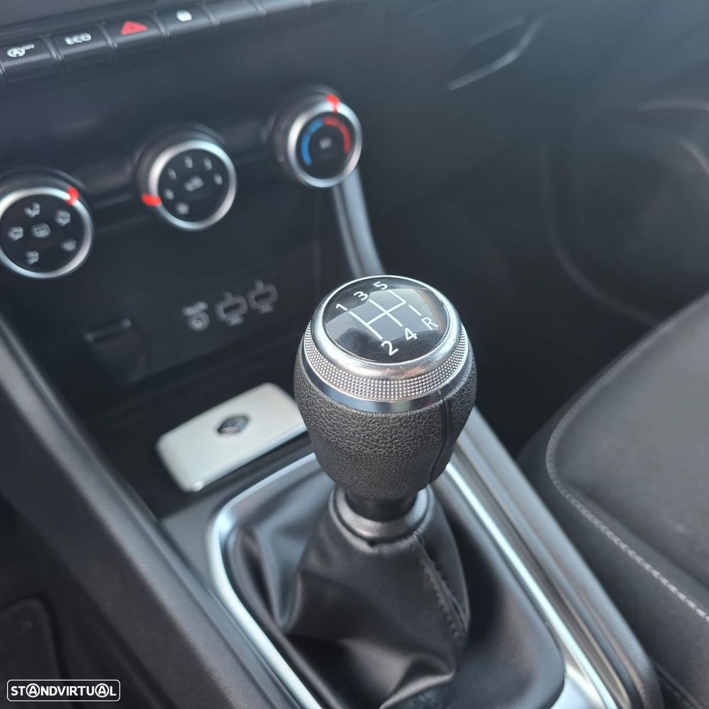 Renault Captur 1.0 TCe Exclusive - 30