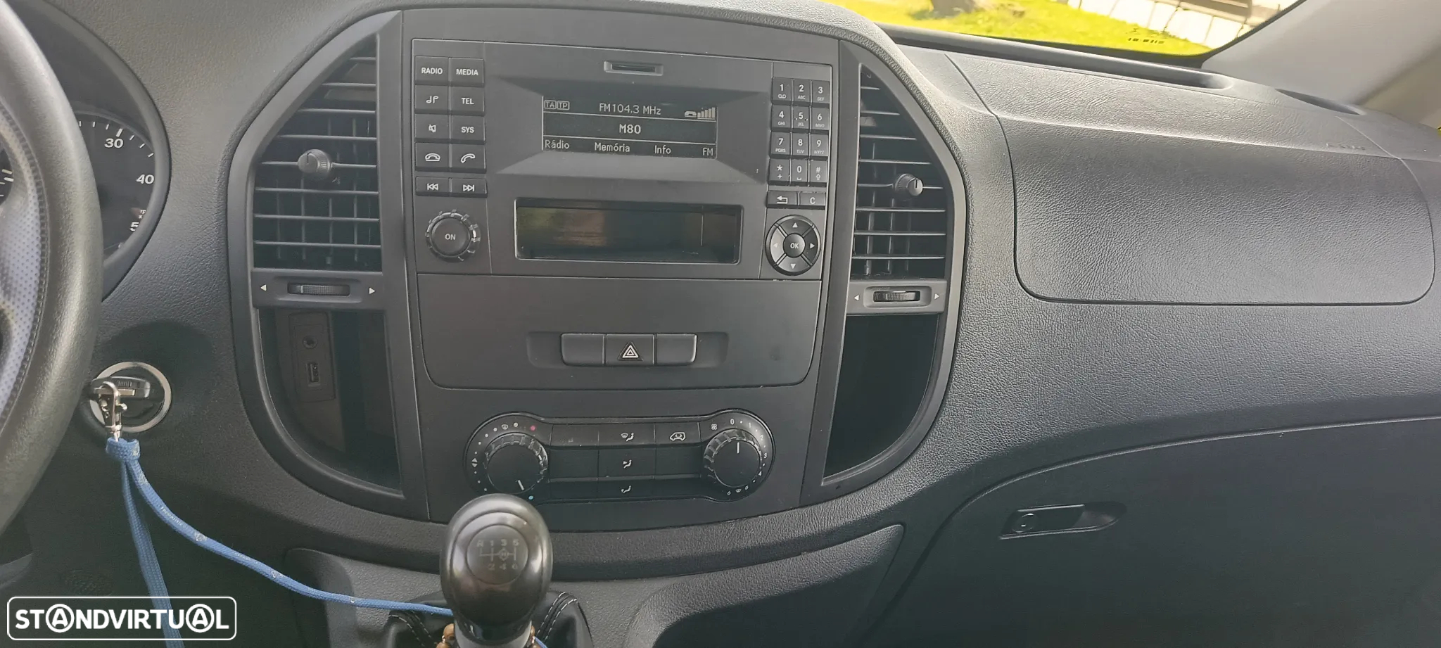 Mercedes-Benz Vito - 11