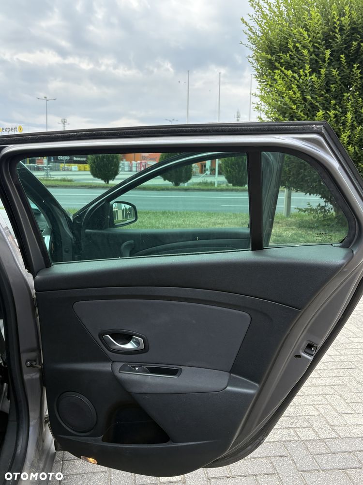 Renault Megane 1.9 dCi Dynamique - 14