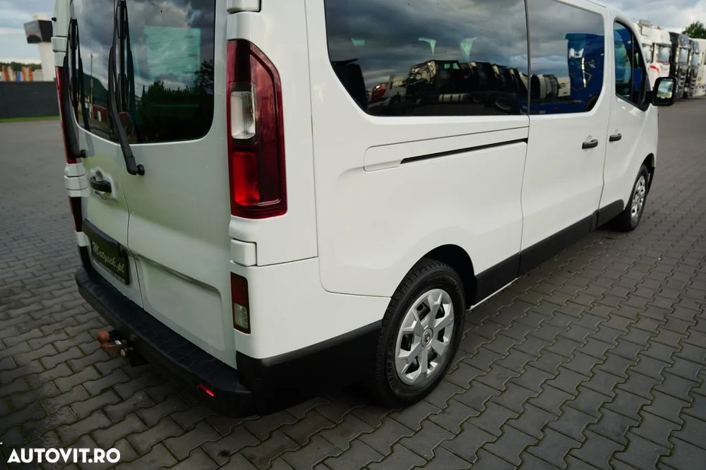 Renault TRAFIC III / AUTOBUZ / 9 LOCURI / 2022 / PRIMUL PROPRIETAR / REVIZAT - 14