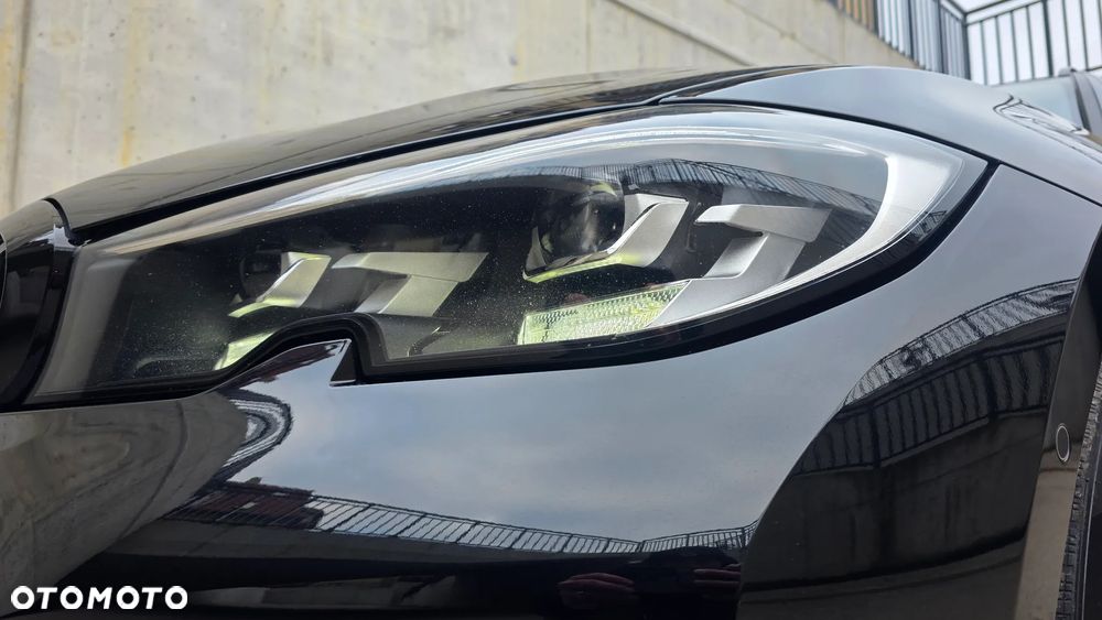 BMW Seria 3 318d Business Edition - 38