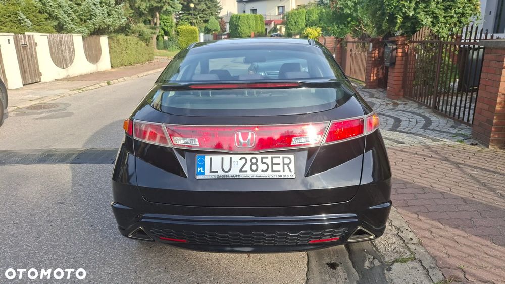 Honda Civic 1.8 Executive - 7