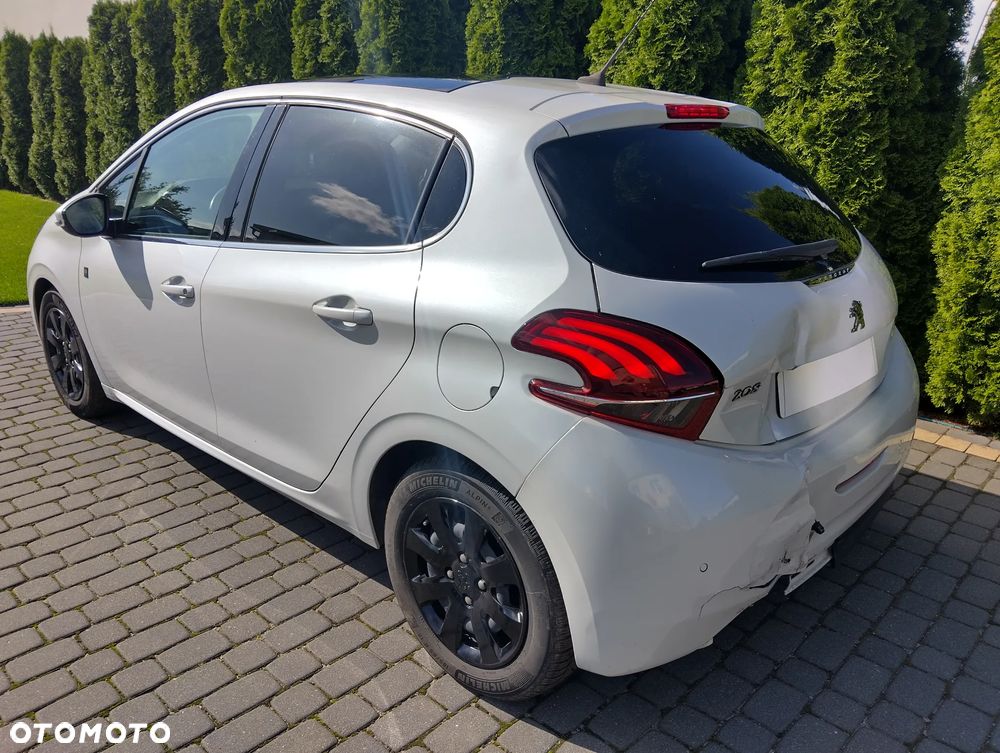 Peugeot 208 PureTech 82 Start & Stop Tech Edition - 3