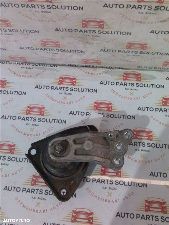 tampon motor hyundai i 30 1.6 d an fabr. 2008 - 1