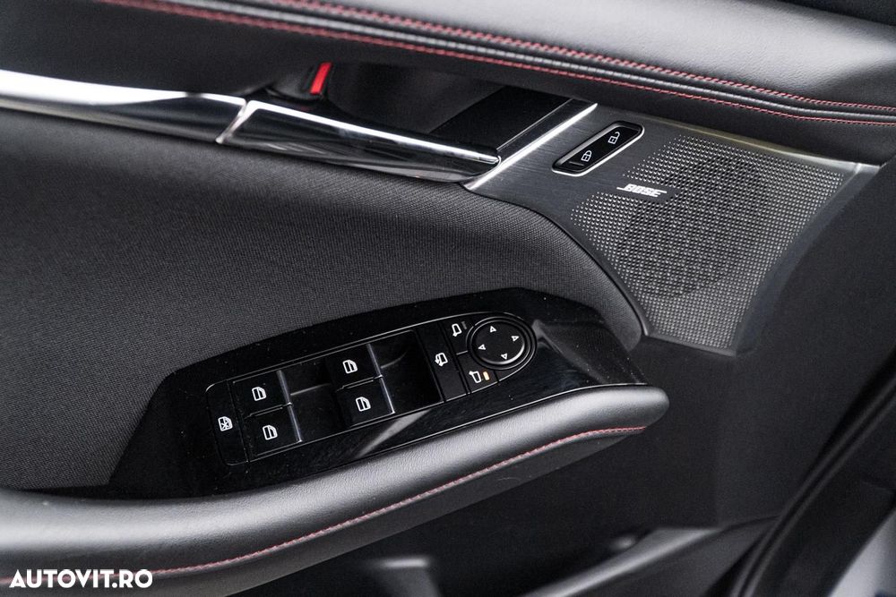 Mazda 3 e-SKYACTIV-G 150 M HYBRID DRIVE EXCLUSIVE-LINE - 23