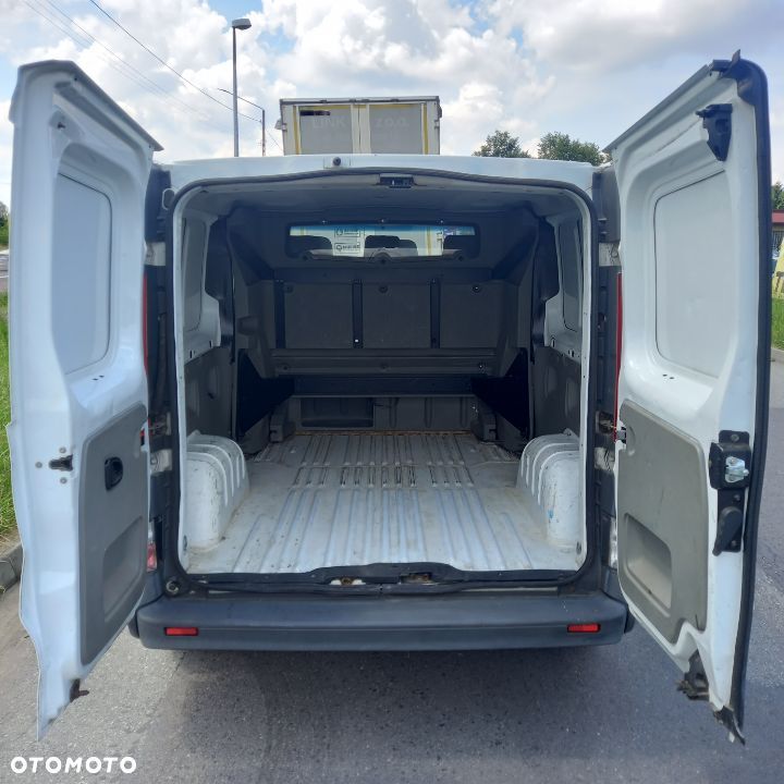Renault TRAFIC - 9