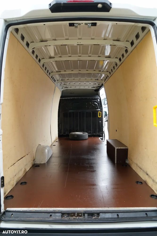 Iveco DAILY 35-180 / 4.7 m TIN / FURGONĂ / HI-MATIC / IMPORTAT - 20