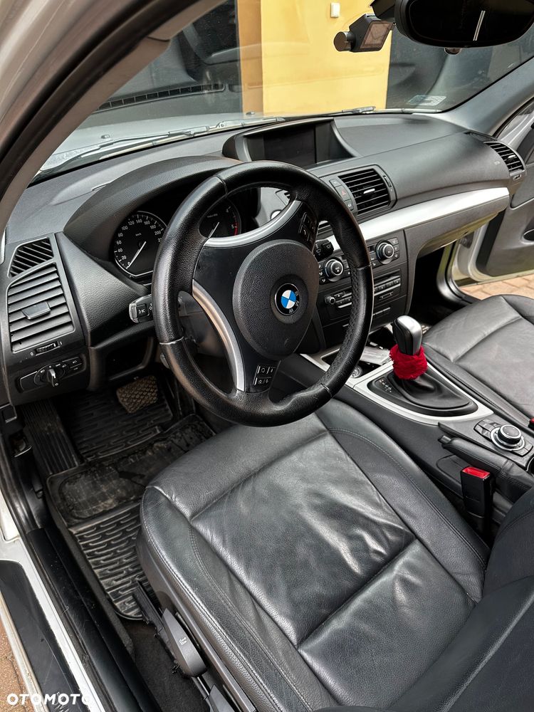 BMW Seria 1 120d DPF - 6