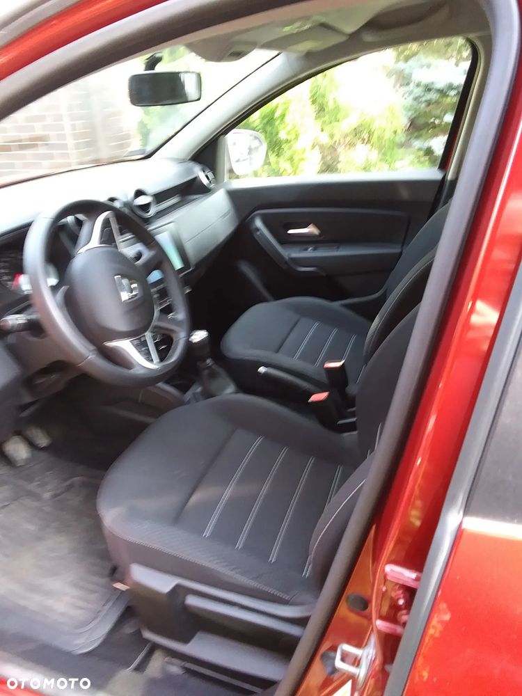 Dacia Duster 2022 photo 4