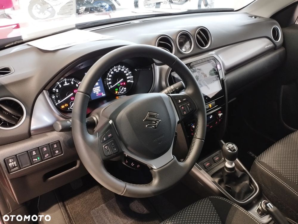 Suzuki Vitara 1.4 Boosterjet mHEV Premium Plus 4WD - 16