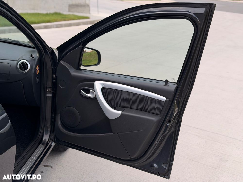 Dacia Sandero 1.4 MPI Laureate - 37
