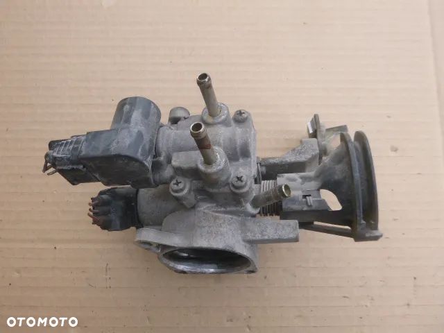 PRZEPUSTNICA KOMPLETNA TOYOTA YARIS 1.0 16V 1SZ - 13