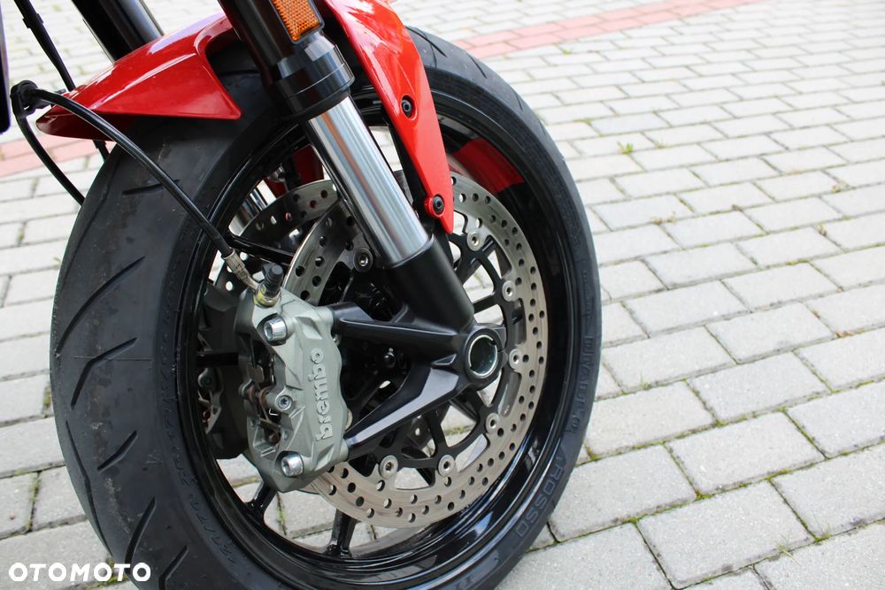 Ducati Monster - 17