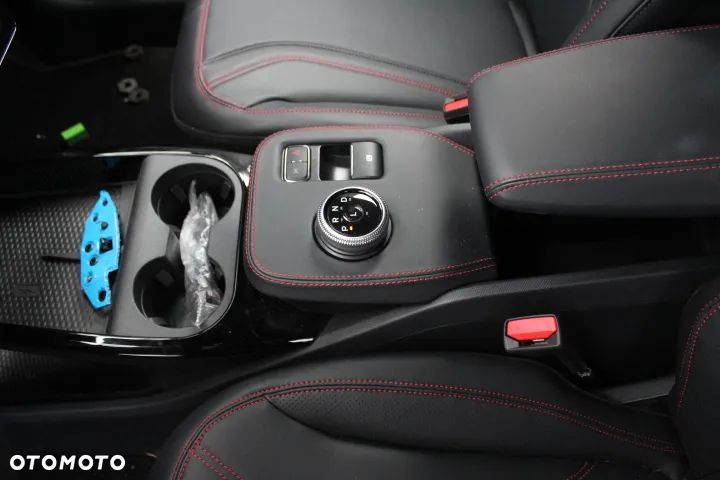 Ford Mustang Mach-E PREMIUM - 35
