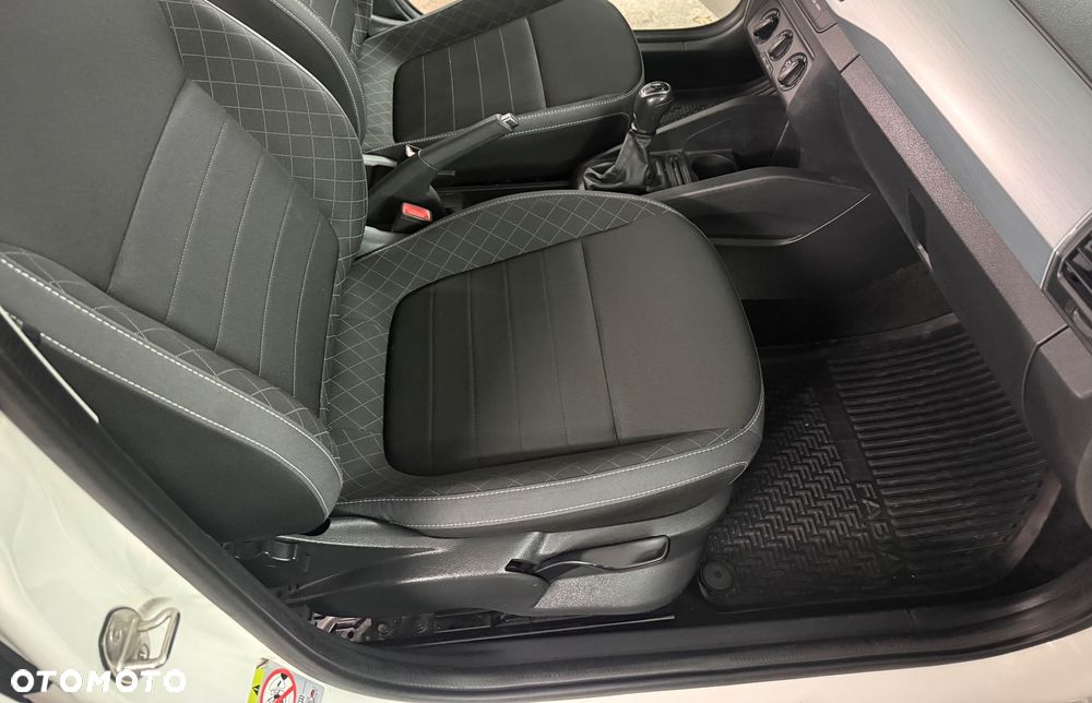 Skoda Fabia 1.0 Ambition - 14