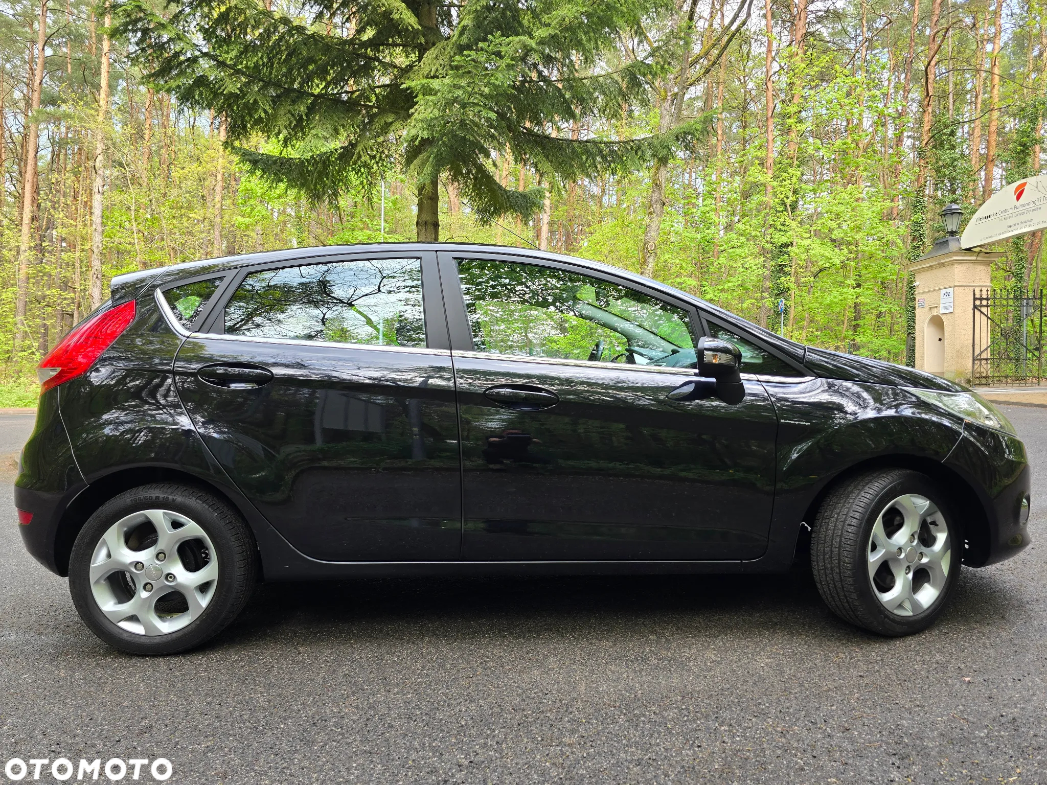 Ford Fiesta 1.6 Titanium - 16