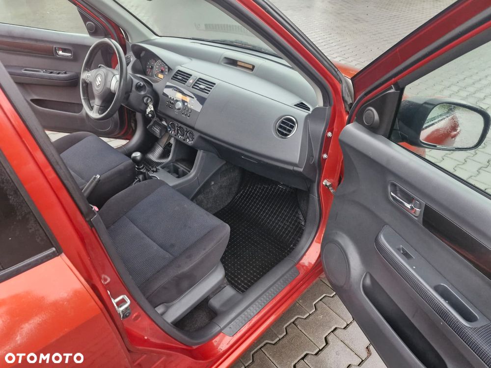 Suzuki Swift 1.3 GS / Premium 4WD - 10