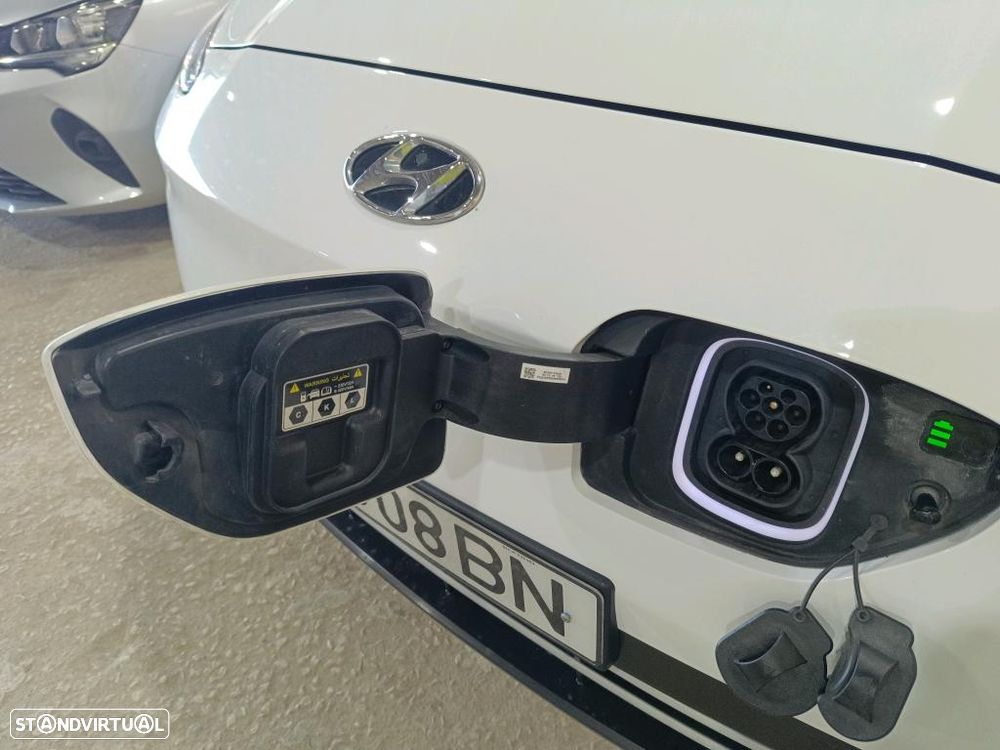 Hyundai Kauai 64 kWh Vanguard+TMS - 12