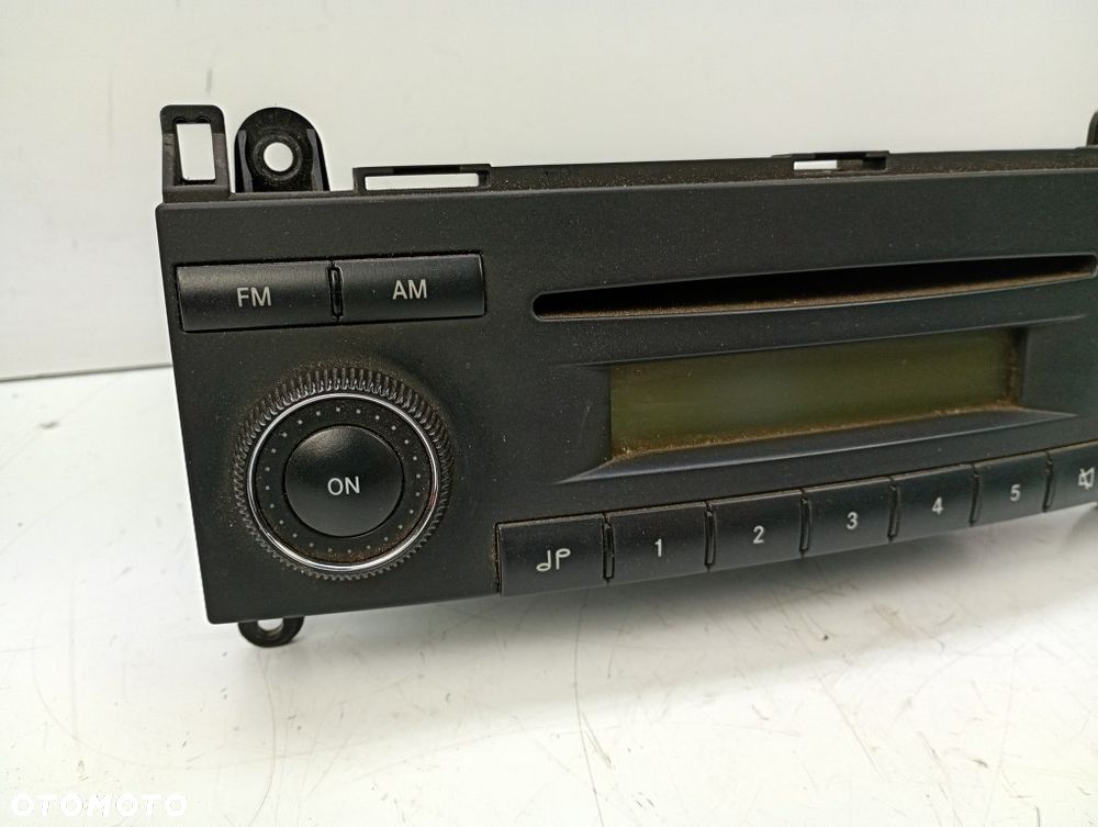 radio samochodowe mercedes sprinter W906 9068200686 - 2