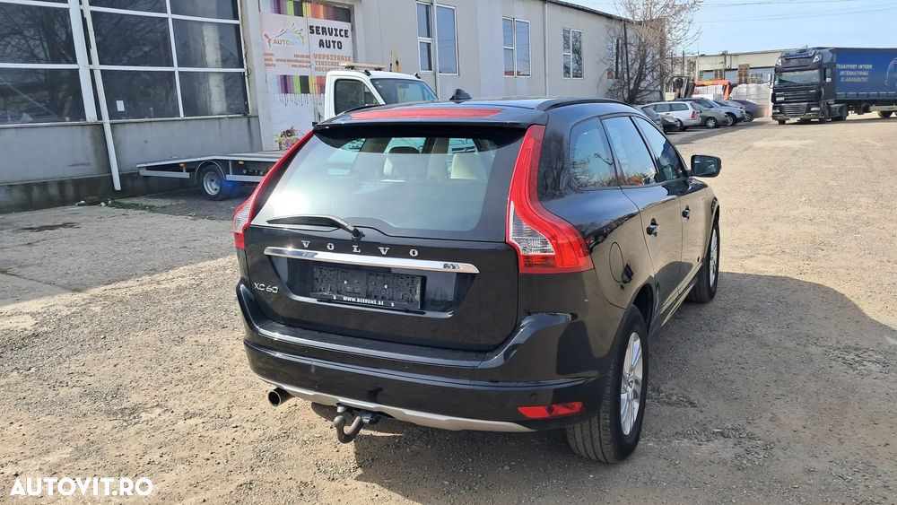 Volvo XC 60 - 6